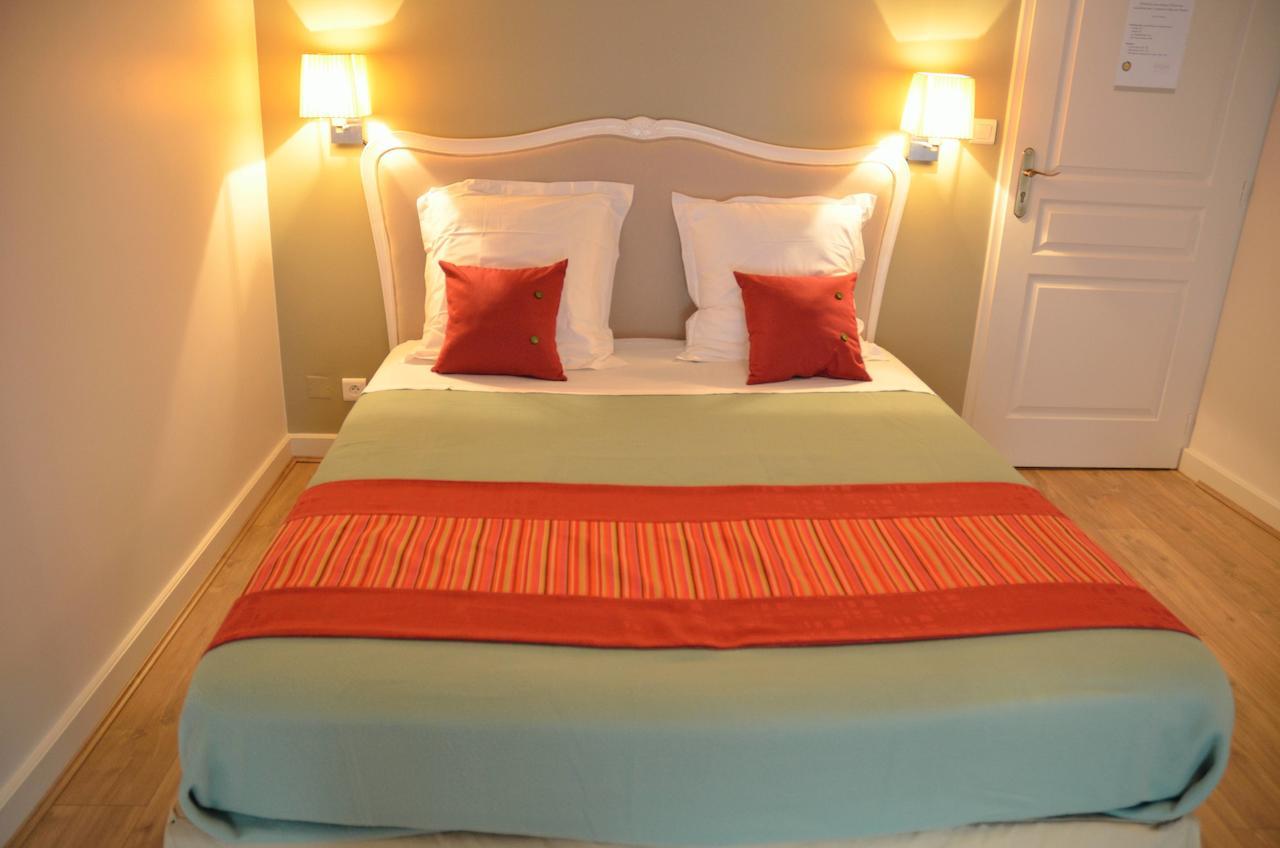 Chambre D'Hotes Le Jardin Des Pierres Dorees Marcy Номер фото